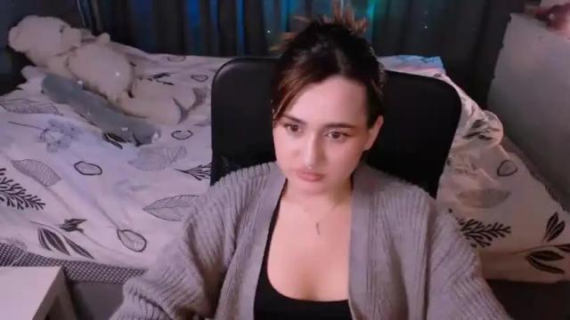 Image 8 of kira_yammy Stream on Chaturbate on 14 months ago
