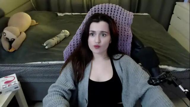 Image 8 of kira_yammy Stream on Chaturbate on 10 days ago