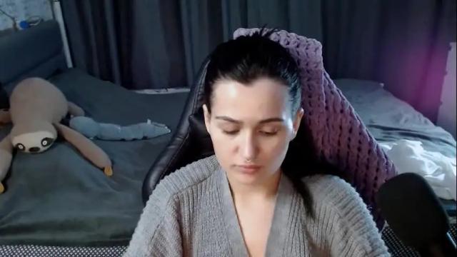 Image 7 of kira_yammy Stream on Chaturbate on 5 months ago