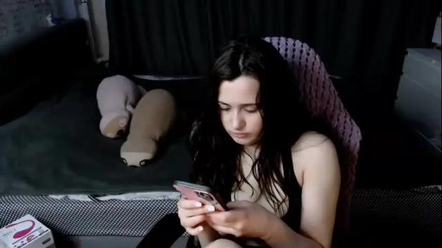 Thumbnail 1, kira_yammy's Stream at Chaturbate, 4 months ago