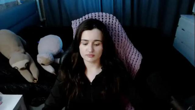 Image 12 of kira_yammy Stream on Chaturbate on 4 months ago