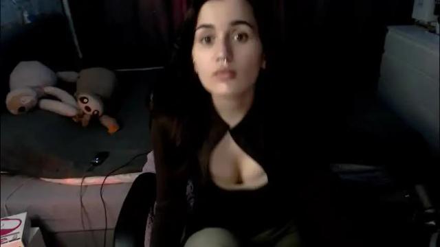 Thumbnail 2, kira_yammy's Stream at Chaturbate, 2 months ago