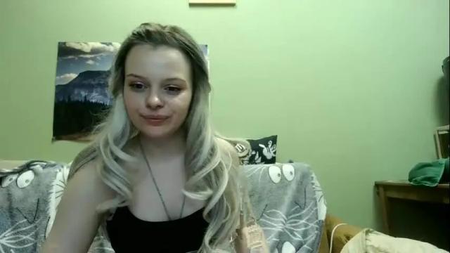 Image 4 of kira_zx Stream on Chaturbate on 2 months ago