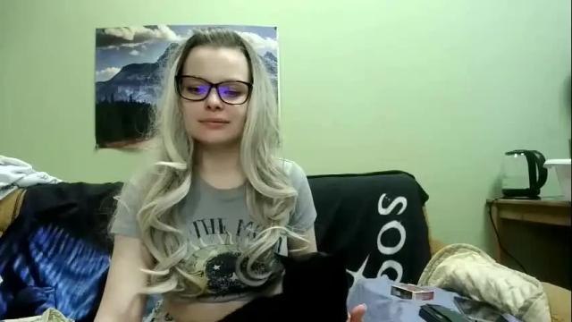 Thumbnail 1, kira_zx's Stream at Chaturbate, 18 days ago