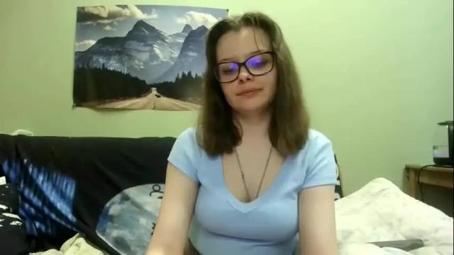 Image 8 of kira_zx Stream on Chaturbate on 4 months ago