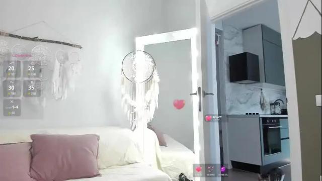 Image 4 of kiralotus Stream on Chaturbate on 26 days ago