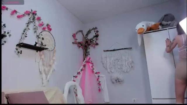 Image 4 of kiralotus Stream on Chaturbate on 2 months ago