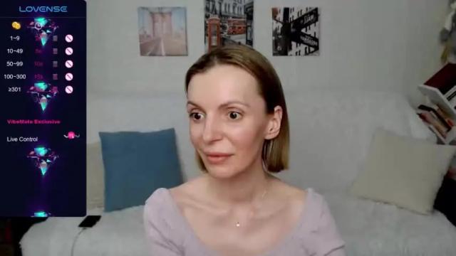 Image 7 of kiramartins_cat Stream on Chaturbate on 13 months ago