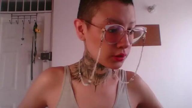 Image 7 of kiran_arisha Stream on Chaturbate on 17 months ago
