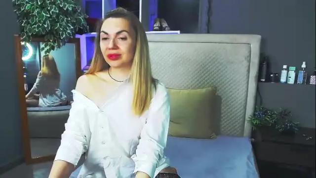 Image 4 of kiranigt Stream on Chaturbate on 1 month ago