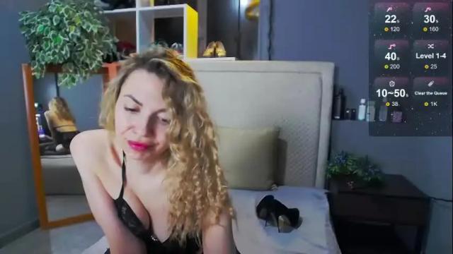 Image 8 of kiranigt Stream on Chaturbate on 1 month ago