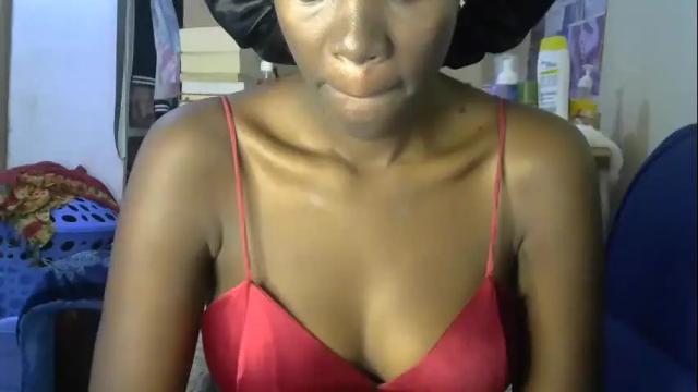 Image 2 of kiranoir1 Stream on Chaturbate on 9 days ago