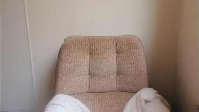 Image 3 of kirbythefae Stream on Chaturbate on 1 month ago