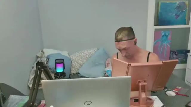 Image 8 of kirkcammerman1 Stream on Chaturbate on 4 days ago