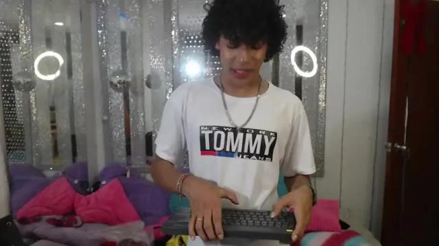Image 8 of kisha_sexy_ Stream on Chaturbate on 16 months ago