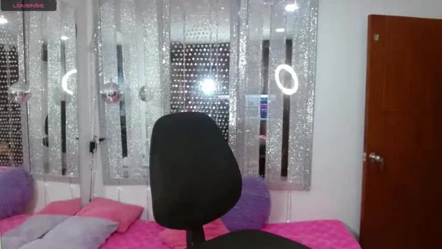 Image 3 of kisha_sexy_ Stream on Chaturbate on 15 months ago