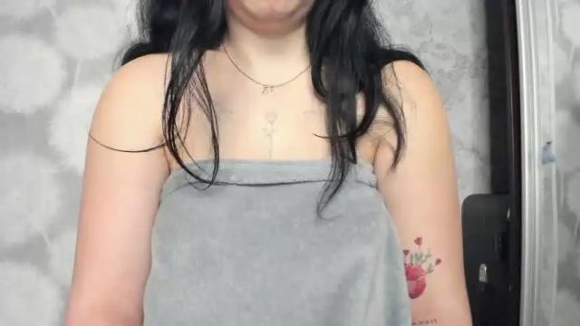 Image 3 of kiss_evelin Stream on Chaturbate on 12 months ago