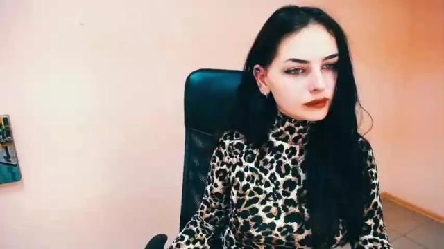 Image 10 of kiss_from_lilit Stream on Chaturbate on 13 months ago
