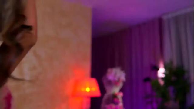 Image 12 of kiss_jess Stream on Chaturbate on 1 month ago