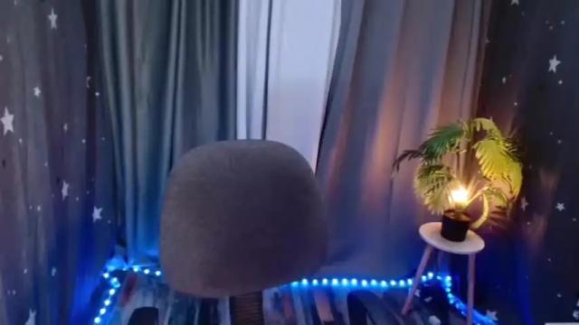 Image 2 of kiss_my_ax3 Stream on Chaturbate on 12 months ago