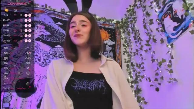 Image 8 of kissthasky Stream on Chaturbate on 3 months ago