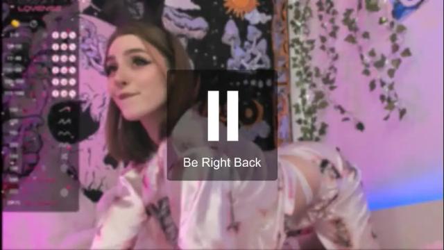 Image 6 of kissthasky Stream on Chaturbate on 2 months ago
