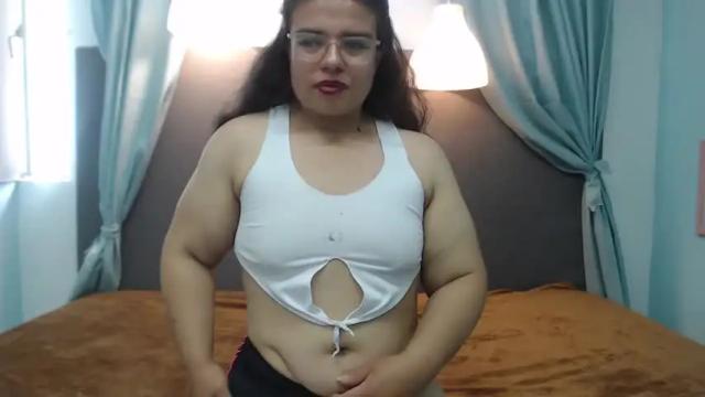 Image 10 of kitana_tigres Stream on Chaturbate on 15 months ago