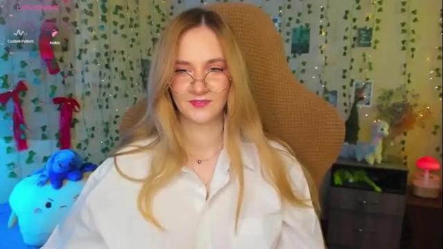 Image 8 of kitanakati Stream on Chaturbate on 2 months ago