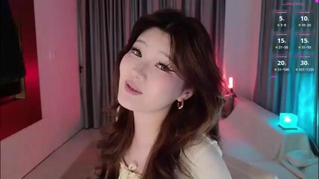 Image 3 of kitayamachu Stream on Chaturbate on 2 months ago