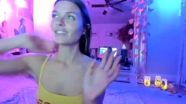Image 11 of kitsuneserina77 Stream on Chaturbate on 18 months ago