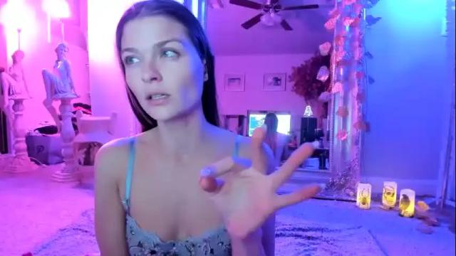 Image 2 of kitsuneserina77 Stream on Chaturbate on 19 months ago