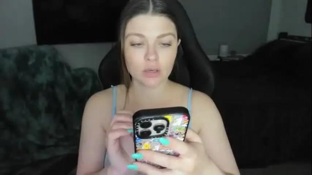 Image 10 of kitsuneserina77 Stream on Chaturbate on 1 month ago