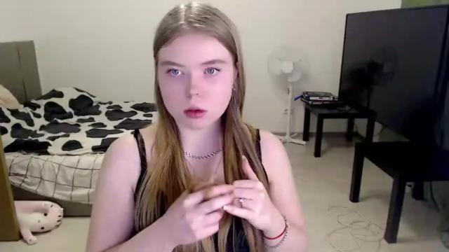 Image 7 of kitten_jenny01 Stream on Chaturbate on 13 months ago