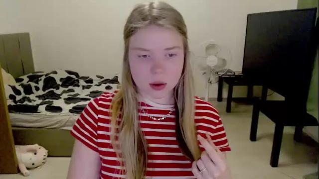 Image 8 of kitten_jenny01 Stream on Chaturbate on 5 days ago