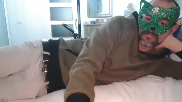 Image 2 of kitten_likes_mambo Stream on Chaturbate on 16 months ago