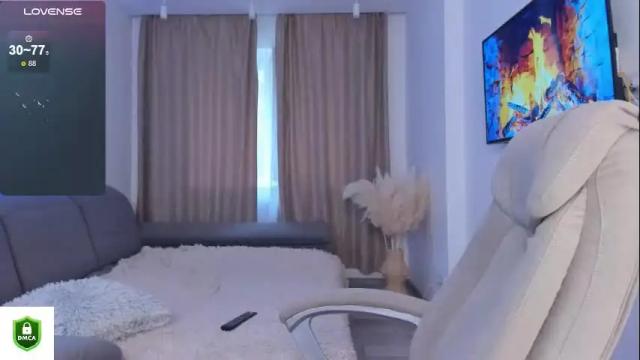 Image 10 of kitten_mr Stream on Chaturbate on 1 month ago