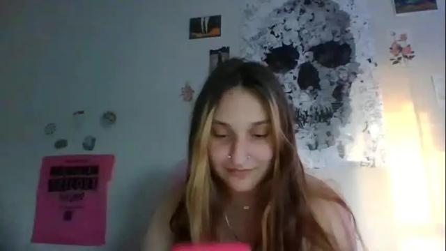 Image 11 of kittenbaby90 Stream on Chaturbate on 15 months ago