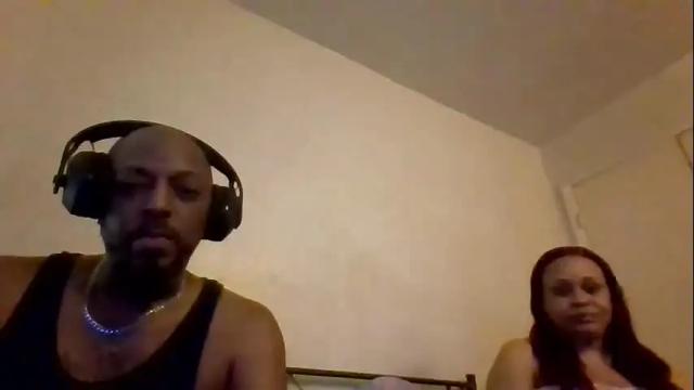 Image 10 of kittendiva42 Stream on Chaturbate on 16 months ago