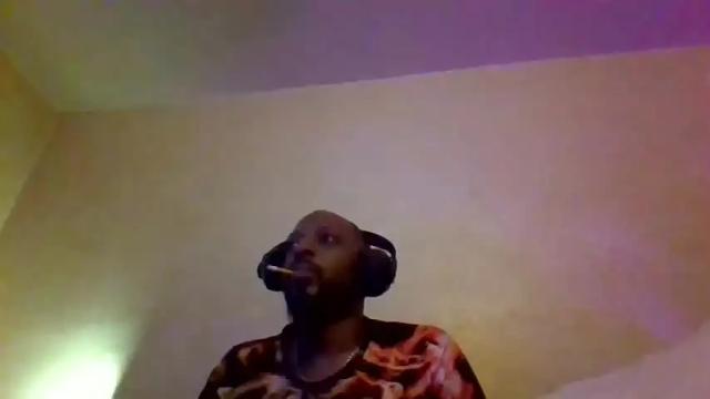 Image 10 of kittendiva42 Stream on Chaturbate on 15 months ago