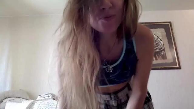 Image 4 of kittenger Stream on Chaturbate on 20 months ago