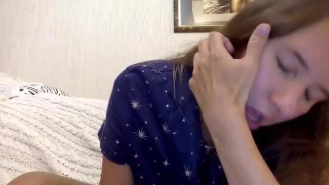 Image 8 of kittenger Stream on Chaturbate on 18 months ago