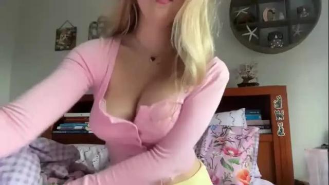 Image 6 of kittengirlxo Stream on Chaturbate on 1 month ago