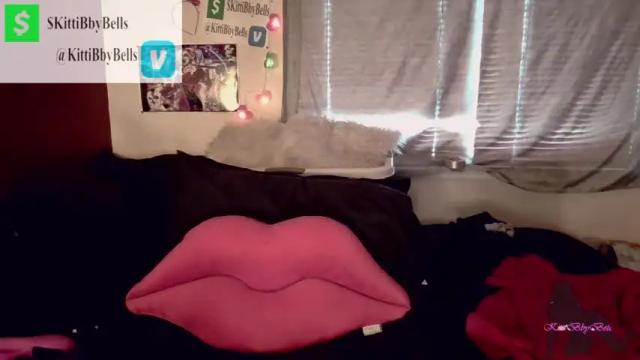 Thumbnail 3, kittibbybells0311's Stream at Chaturbate, 13 months ago