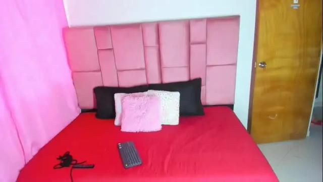 Thumbnail 2, kitties_hot_2's Stream at Chaturbate, 6 months ago