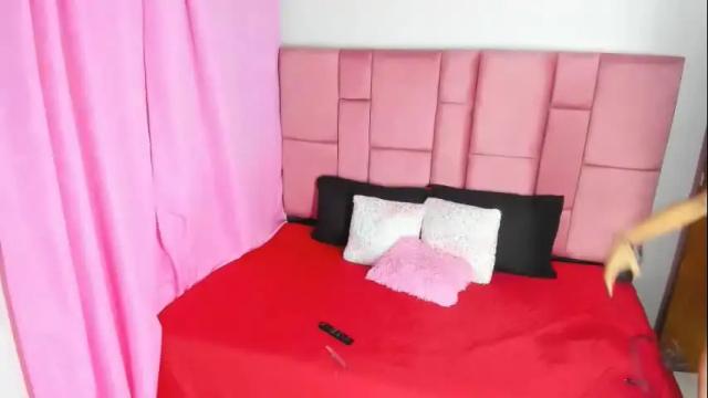 Thumbnail 1, kitties_hot_2's Stream at Chaturbate, 6 months ago