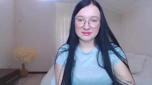 Image 6 of kitttycat_ladyy Stream on Chaturbate on 13 months ago