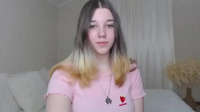 Image 10 of kitty1_kitty Stream on Chaturbate on 16 months ago
