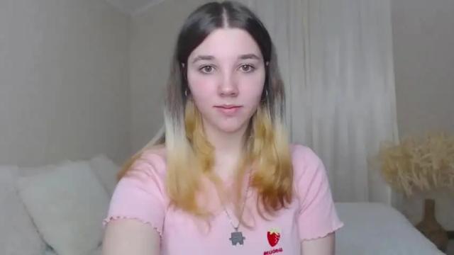 Image 11 of kitty1_kitty Stream on Chaturbate on 16 months ago