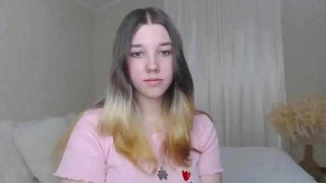 Image 12 of kitty1_kitty Stream on Chaturbate on 16 months ago