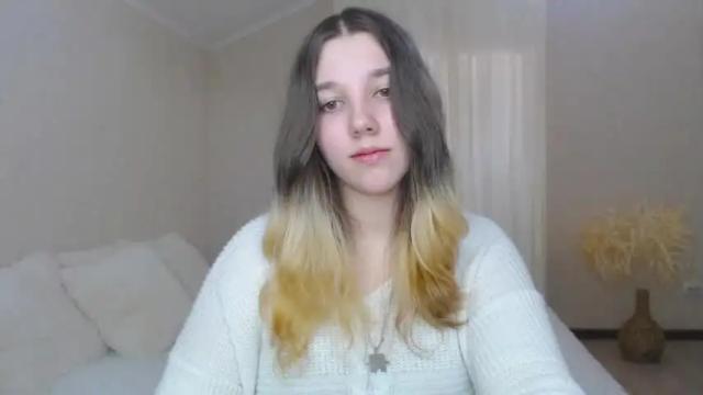 Image 3 of kitty1_kitty Stream on Chaturbate on 16 months ago